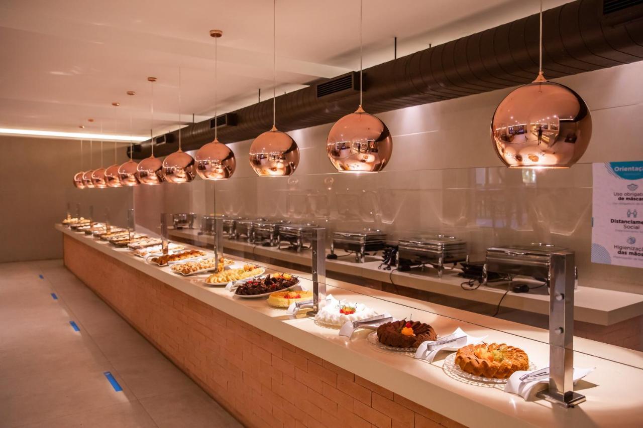 La Torre Resort All Inclusive Porto Seguro Eksteriør bilde The buffet at the lounge