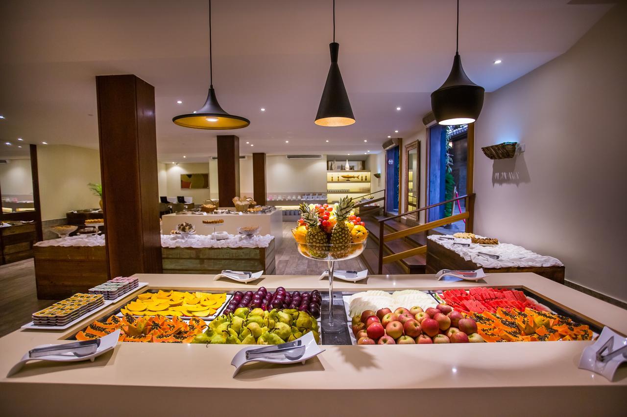 La Torre Resort All Inclusive Porto Seguro Eksteriør bilde The buffet at the hotel